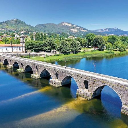 Casa Cataleia Villa Inn ポンテ・デ・リマ エクステリア 写真