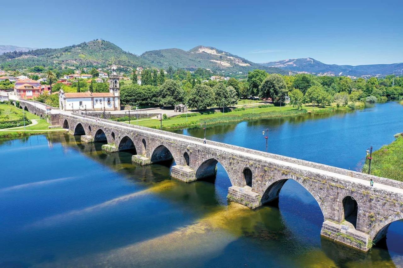 Casa Cataleia Villa Inn ポンテ・デ・リマ エクステリア 写真